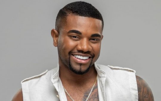 Davi Brito se torna réu por violência psicológica contra modelo Tamires Assis