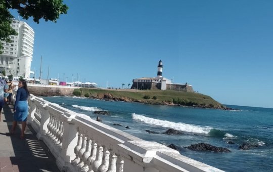 Feriadão de Páscoa e Tiradentes promete sol e praia