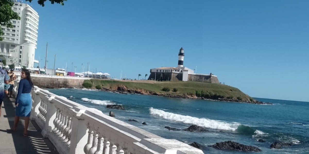 Feriadão de Páscoa e Tiradentes promete sol e praia
