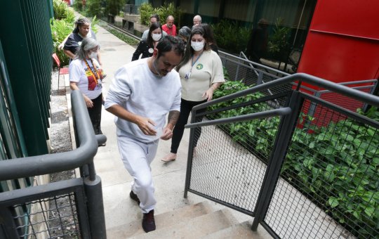 Glauber Braga encerra greve de fome após acordo com presidente da Câmara