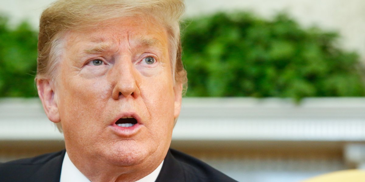 Governo Trump lança site para afirmar que vírus da COVID-19 foi criado artificialmente pela China