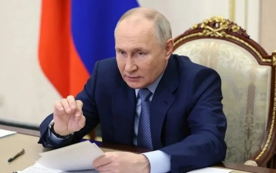 Depois de anunciar cessar-fogo de páscoa, Putin acusa Ucrânia de quebrar acordo