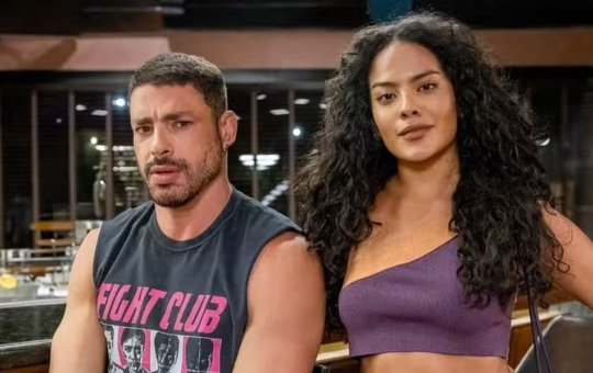Entrevista antiga de Cauã Reymond sobre não usar desodorante repercute após briga com Bella Campos “Transpiro diferente”