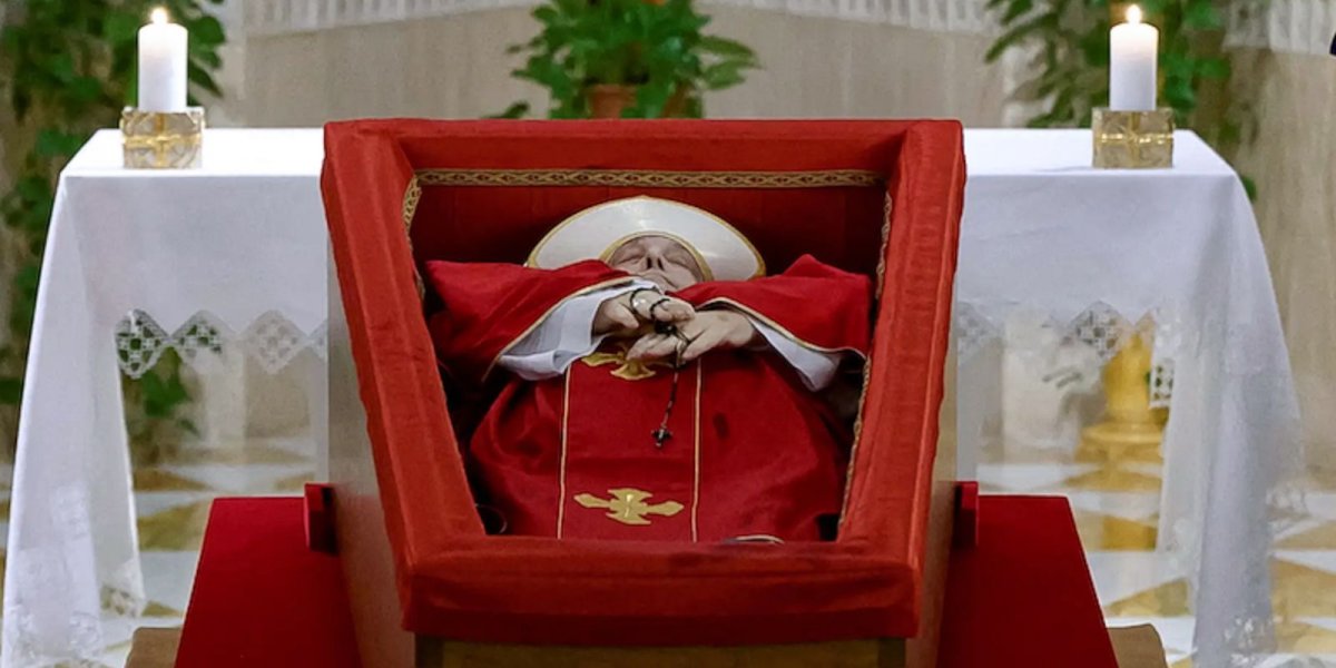Funeral público do Papa tem início e fila de espera chega a 8 horas