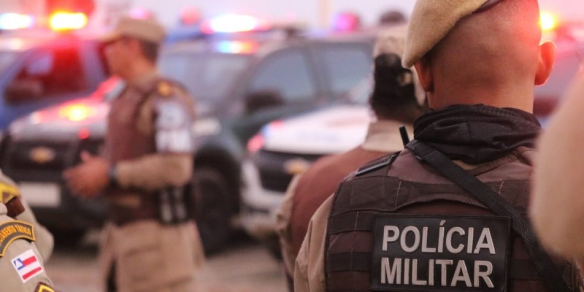 Polícia Militar apreende fuzil, drogas e munições no bairro da Federação, em Salvador