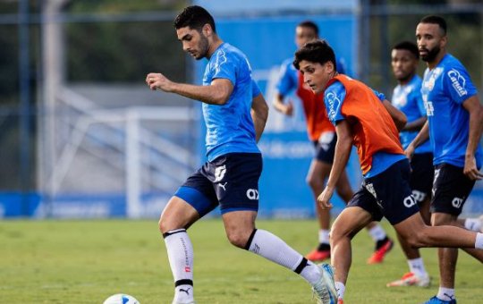 Melhora: Michel Araujo treina com o time e pode reforçar o Bahia