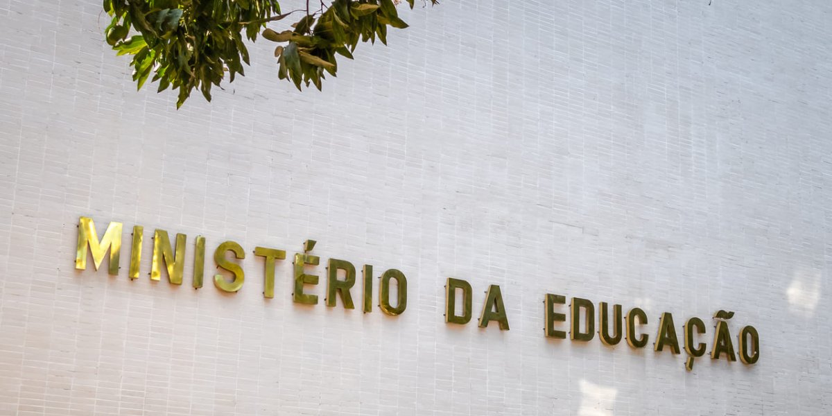 MEC vai avaliar qualidade de cursos de medicina anualmente
