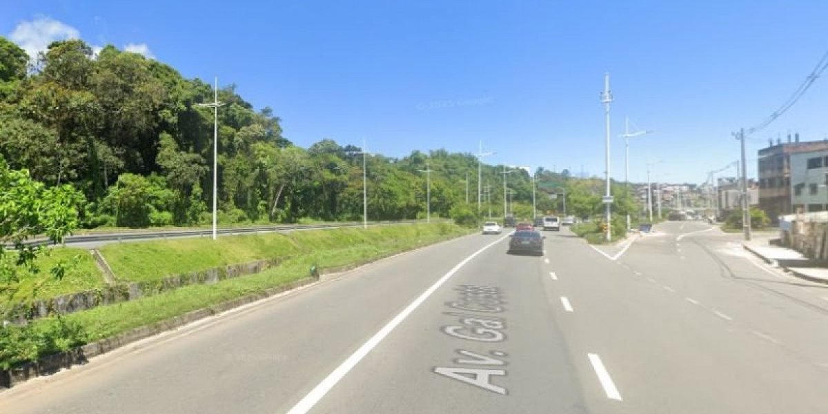Homem é morto a tiros após tentativa de assalto na Avenida Gal Costa, em Salvador