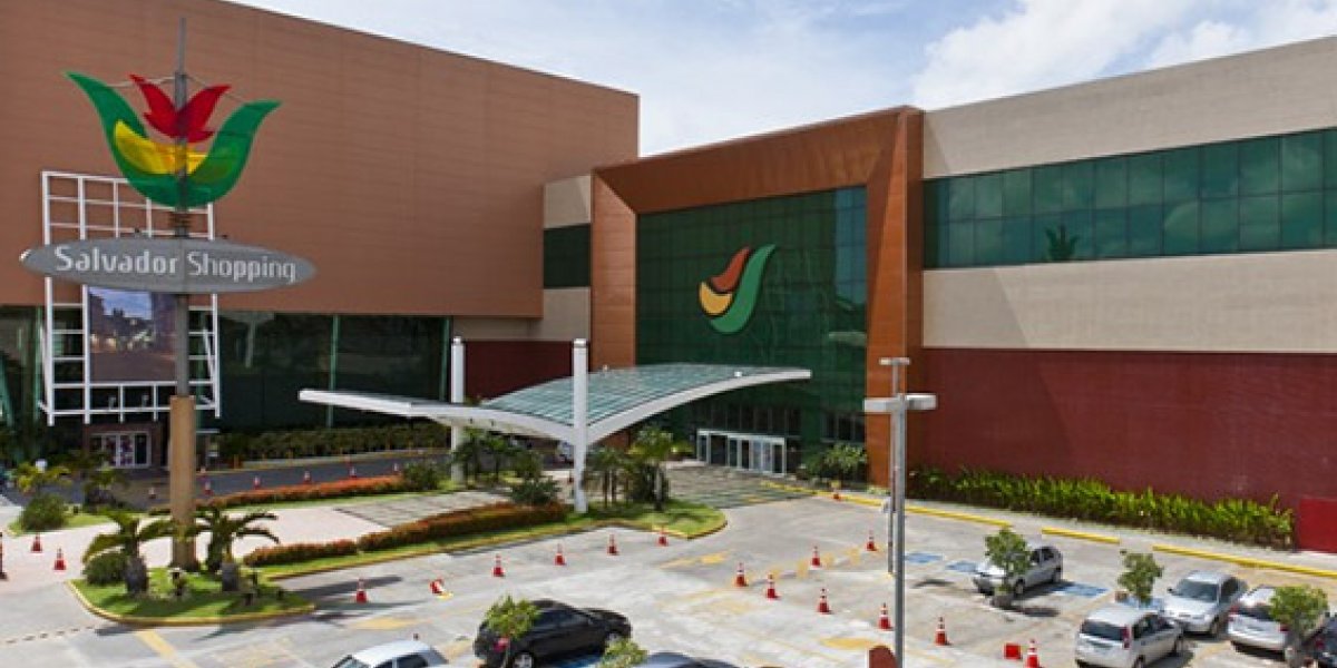 Funcionários de estabelecimentos comerciais podem ter isenção de cobrança de estacionamento