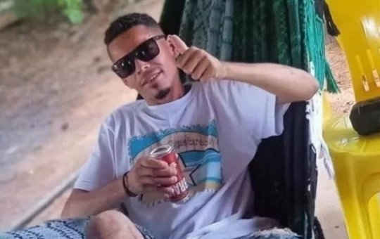 Homem é morto a facadas e ex-esposa é principal suspeita do crime