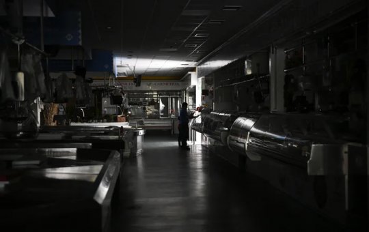 Apagão afeta Europa e deixa países sem internet e transporte público