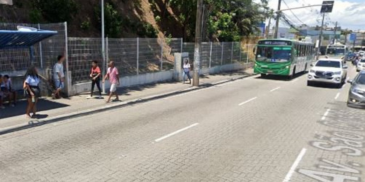 Homem morre em frente a escola em Salvador; saiba mais