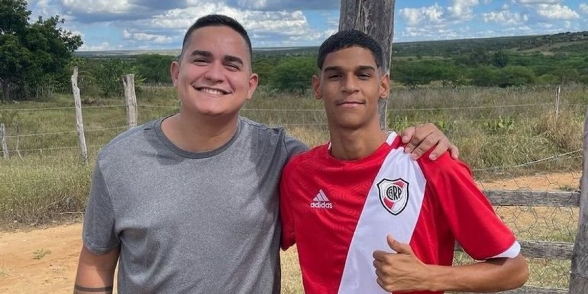Allan Jesus e Luva de Pedreiro juntos