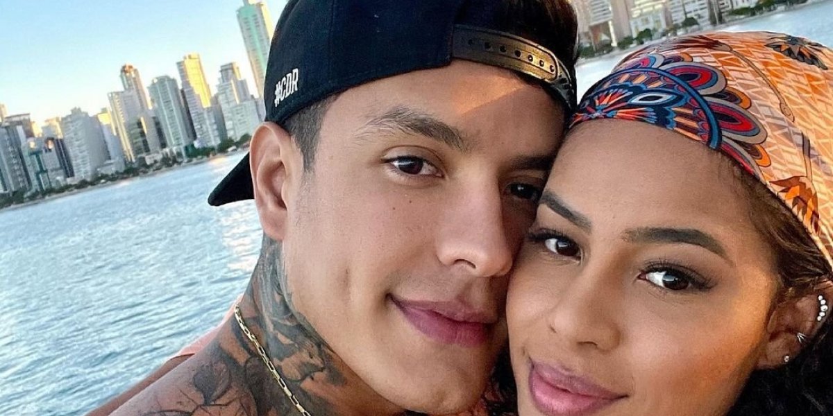 A Fazenda: Sthe Matos esquece sobrenome do noivo e é criticada na web