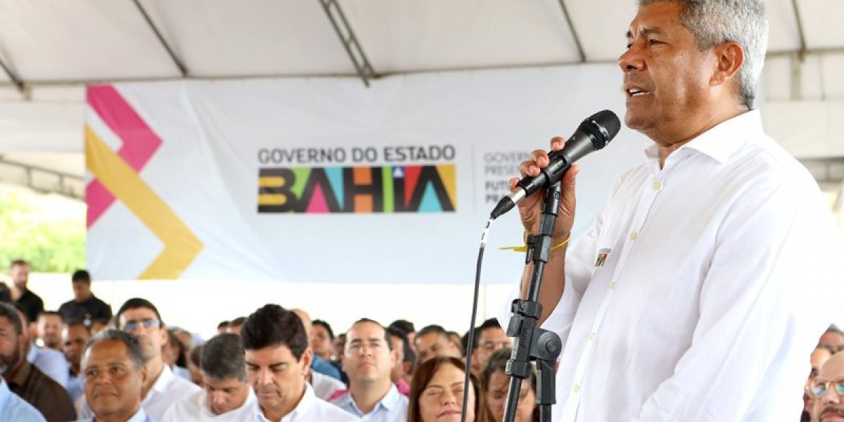 Jerônimo Rodrigues em discurso