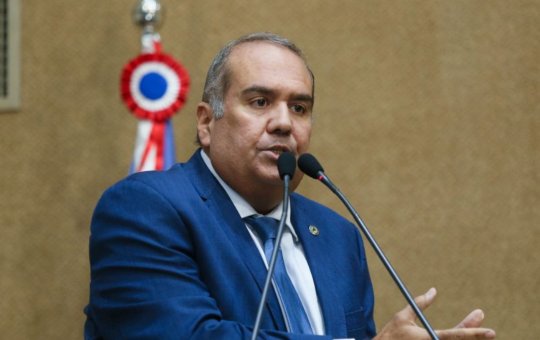 Deputado pede apuração do MP após suspeita de sobrepreço na compra de milho pelo governo