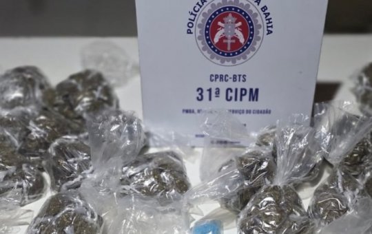 Polícia apreende drogas após confronto no bairro de Valéria