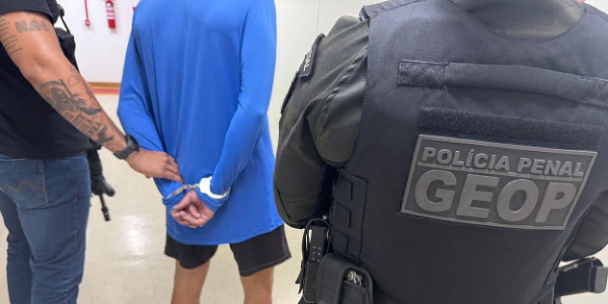 Suspeito foi preso e encaminhado para a delegacia