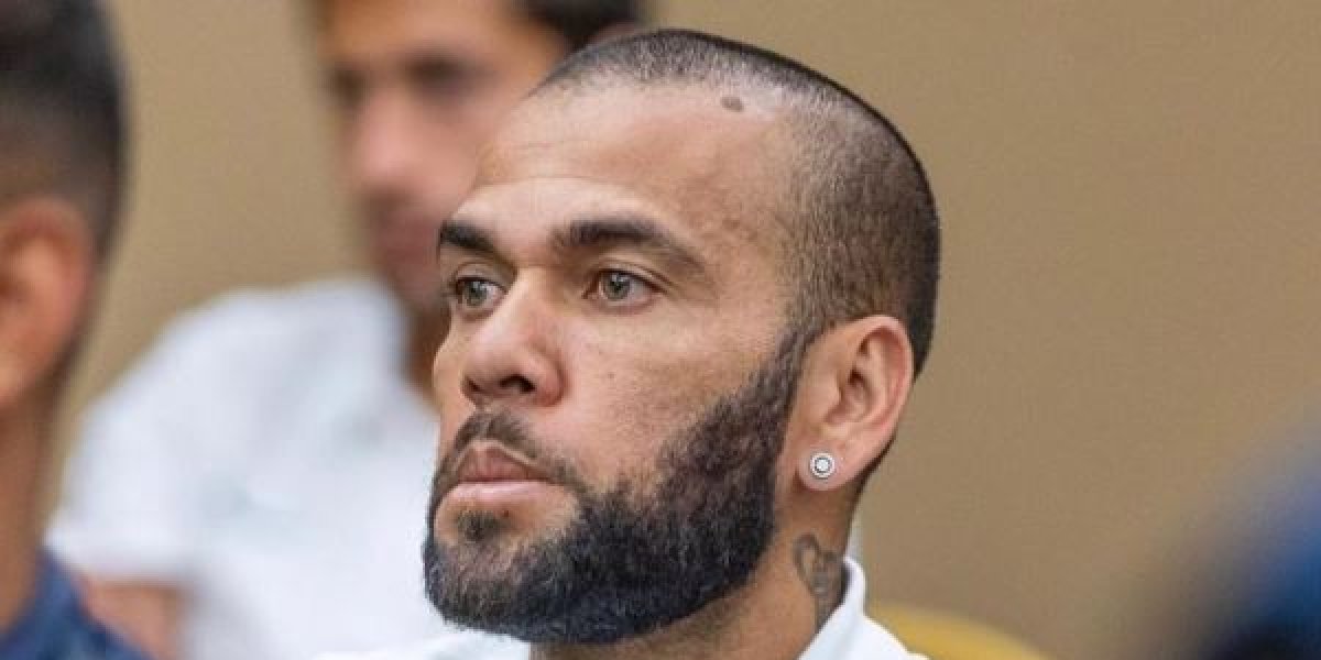 Daniel Alves em seu julgamento