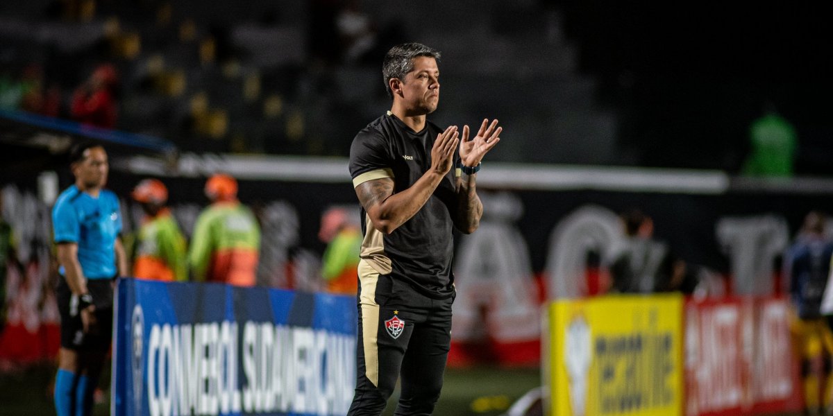 Carpini passa por momento conturbado no comando do Leão