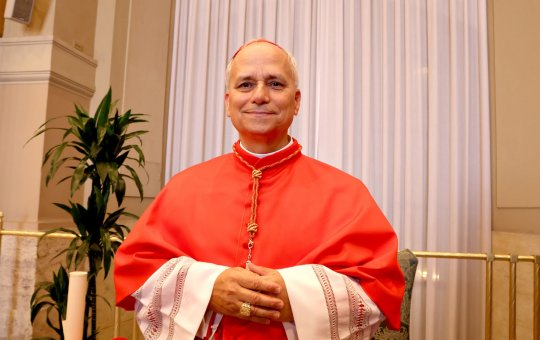 Confira as primeiras palavras de Robert Prevost como papa Leão XIV