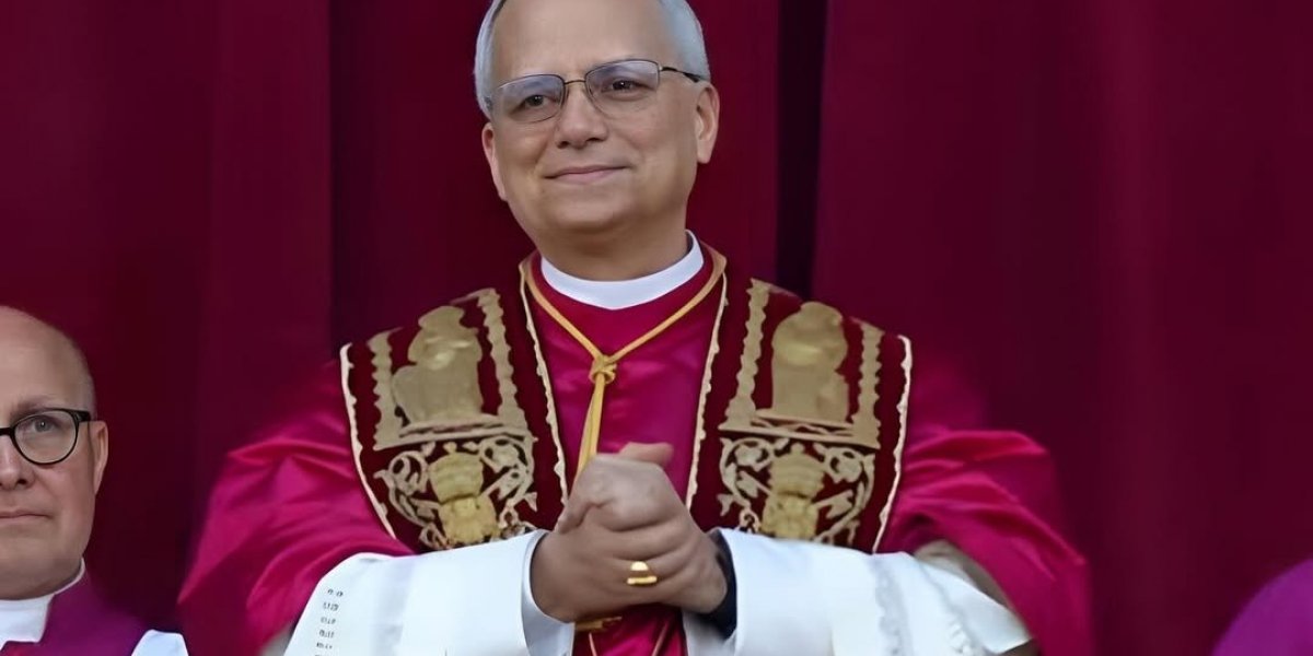 Papa Leão XIV em apresentação ao público