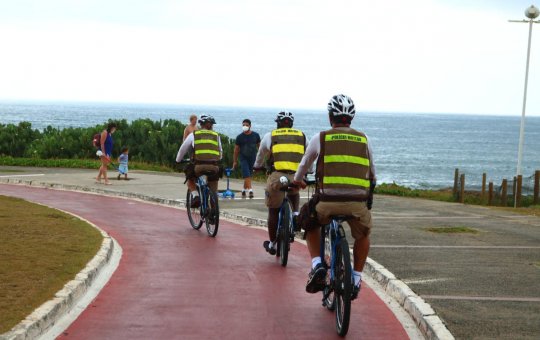 Tiroteio em Patamares iniciou após dupla tentar assaltar farmácia na região; confira os detalhes