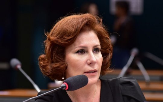 Moraes vota para condenar Zambelli a 10 anos de prisão por invasão ao CNJ