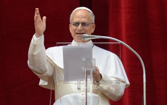 Papa pede paz na Ucrânia e em Gaza ao celebrar 1ª oração de domingo