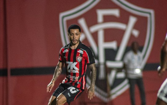 VAR detalha expulsão de Matheusinho contra o Vasco no Barradão
