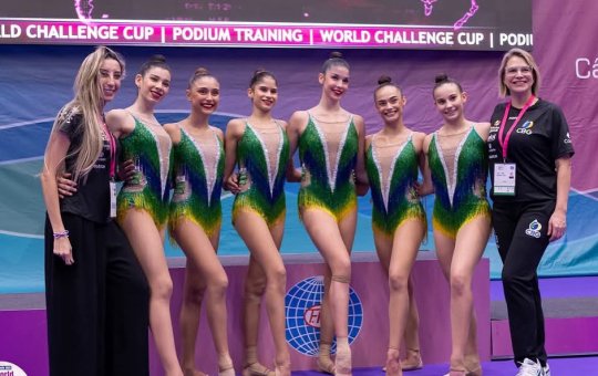 Brasil leva ouro na ginástica rítmica com apresentação ao som de "Evidências"