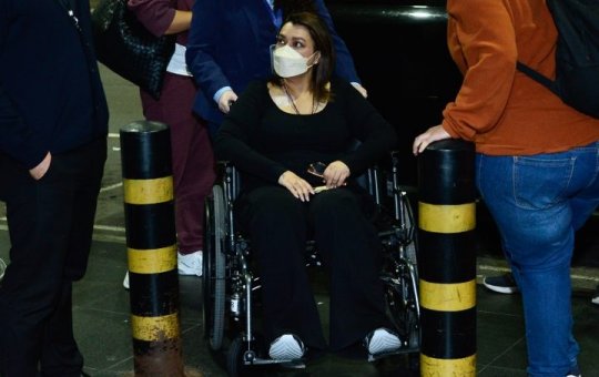 Preta Gil chega aos Estados Unidos para tratamento experimental contra o Câncer