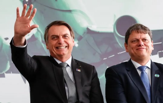 Nos Estados Unidos, Tarcísio afirma que não existe direita sem Bolsonaro