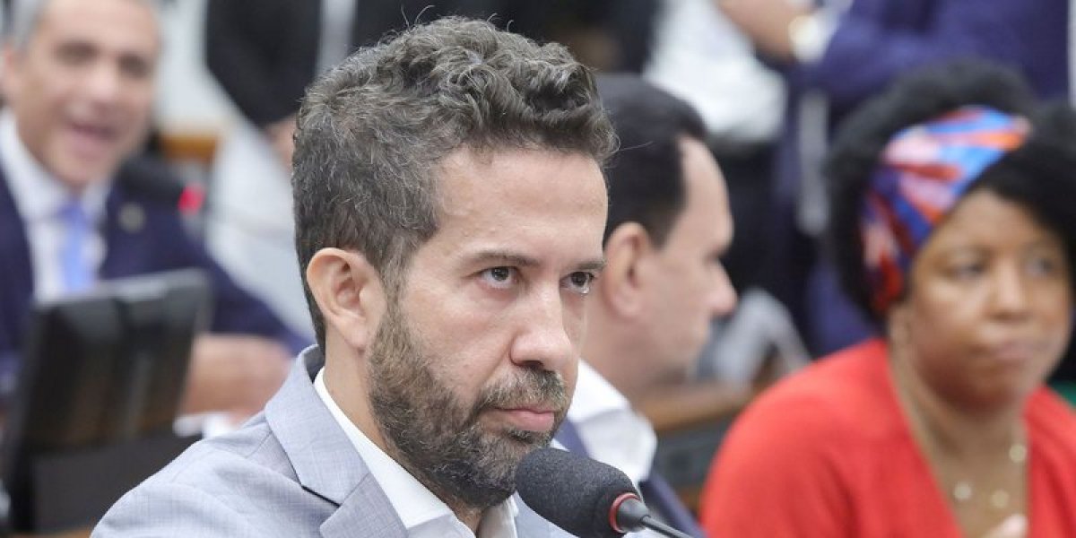 André Janones na Câmara dos Deputados