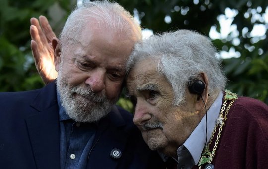 Lula confirma ida ao velório de Pepe Mujica no Uruguai
