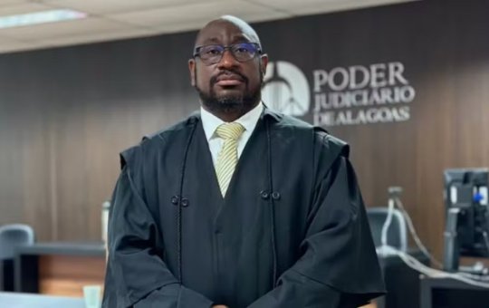 Advogado João Neto tem registro suspenso pela OAB após prisão por agressão em Maceió