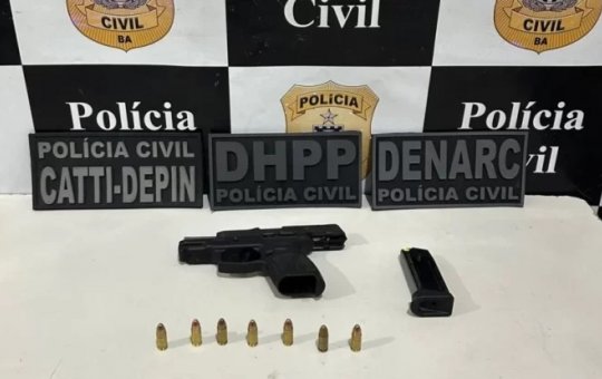 Arma, munições e motos são apreendidas durante operação em Salitre, distrito de Juazeiro