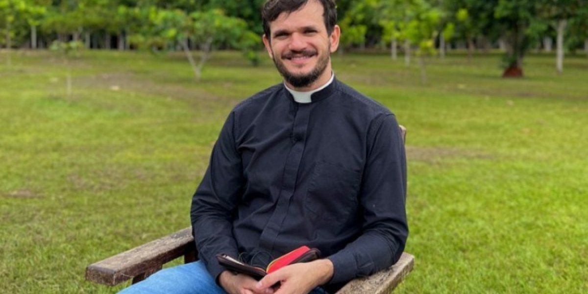 Padre critica quem trata bebês reborn como filhos: 'Parecem o capiroto'