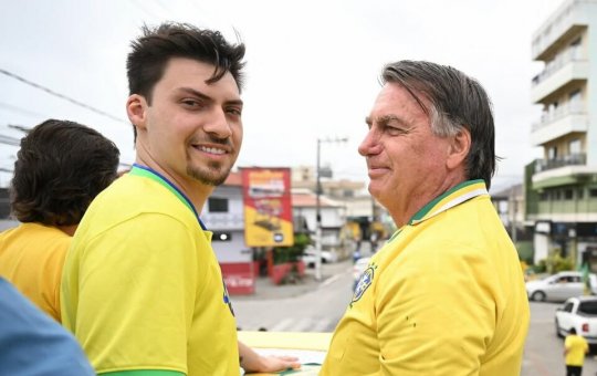 Jair Renan Bolsonaro exalta ditadura militar durante sessão: “Foi a melhor época do Brasil”