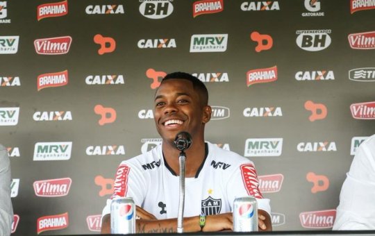 Justiça nega redução de pena para Robinho após defesa afirmar ‘conclusão de curso