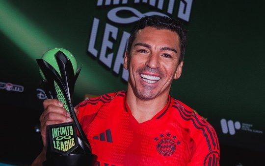 Ex-zagueiro Lúcio é internado com queimaduras após sofrer acidente doméstico