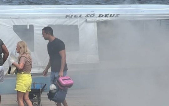 Lancha pega fogo e assusta passageiros durante travessia entre Morro de São Paulo e Valença