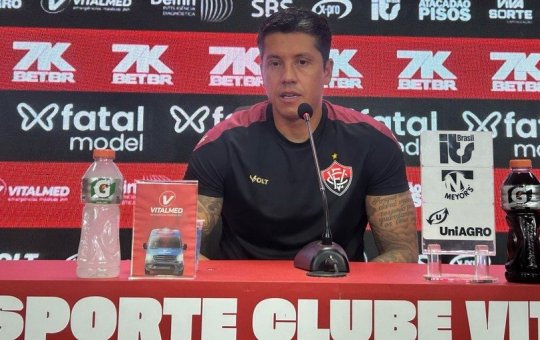 Carpini não concorda com expulsão e fala sobre erros: 'Incompetência'