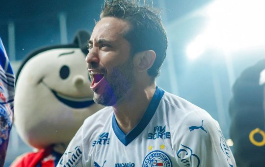 Everton Ribeiro fala sobre a entrega de seus companheiros de equipe