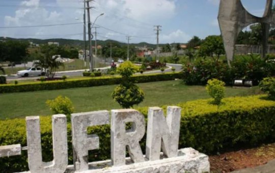 Suspeito de importunação sexual em ônibus de universidade é preso após importunar mais de 15 mulheres