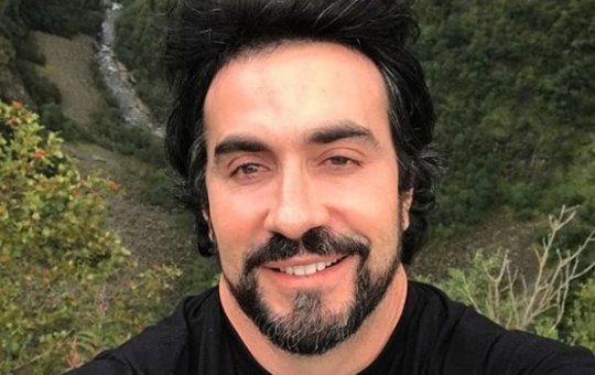 Após polêmica com gerente, padre Fábio de Melo recebe apoio de cantor famoso