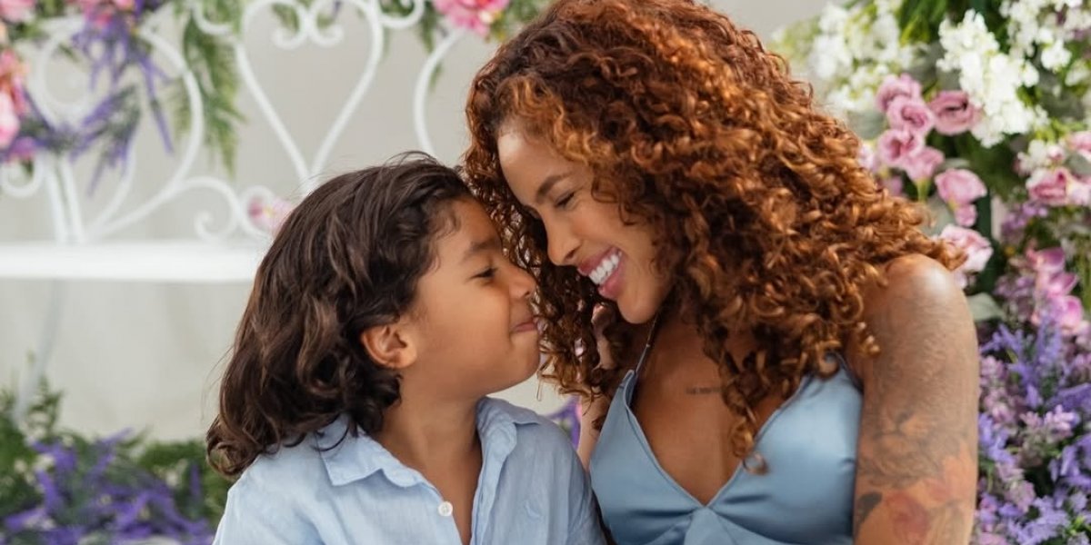 Filho de Sthe Matos comove ao dizer que quer vender coco para comprar joia para a mãe