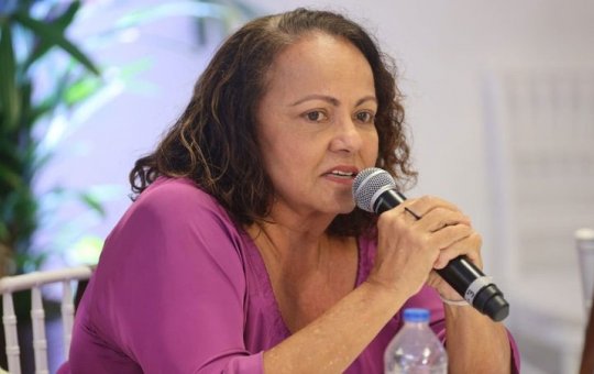 Vereadora propõe programa de saúde mental para cuidadores de bebês reborn em Salvador