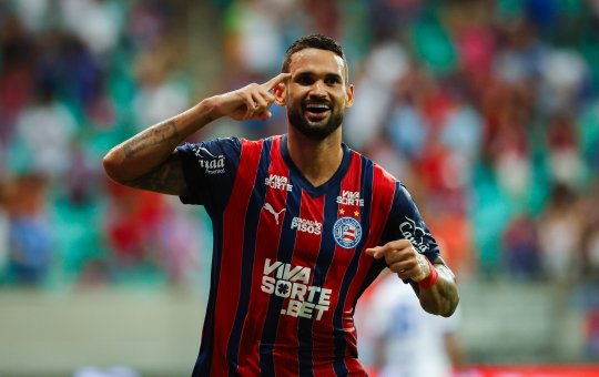Bahia goleia Paysandu e avança de fase na Copa do Brasil