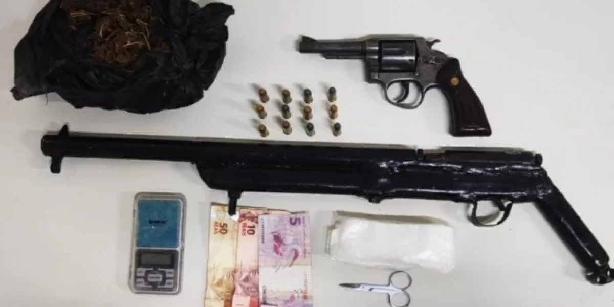 Itens apreendidos durante a operação